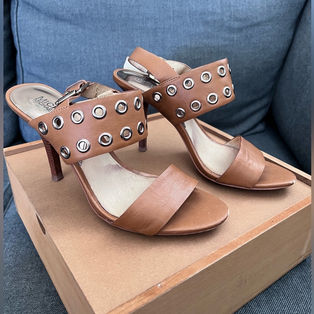 MICHAEL by Michael Kors camel colored heels with silver grommet accents.